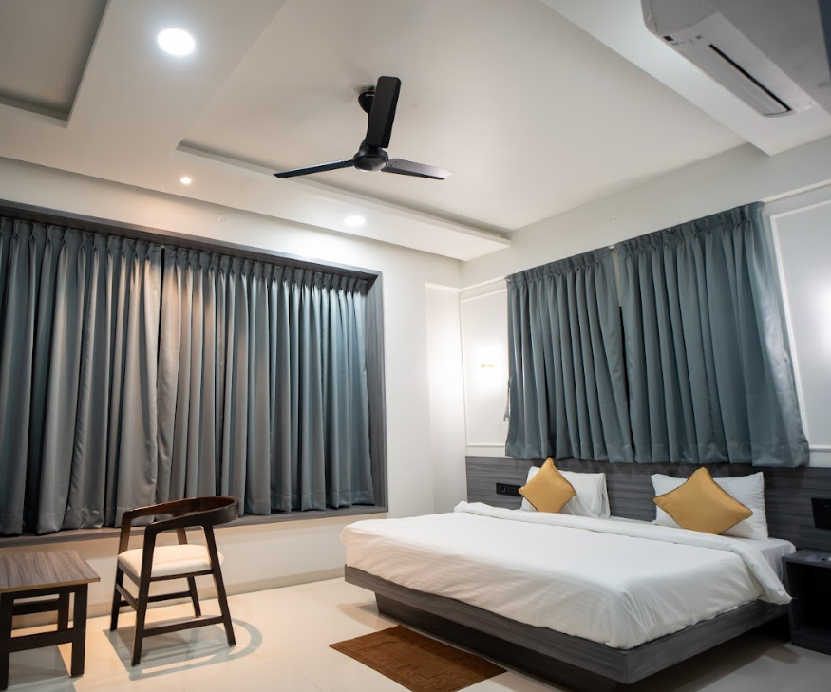 1 x Executive Room 